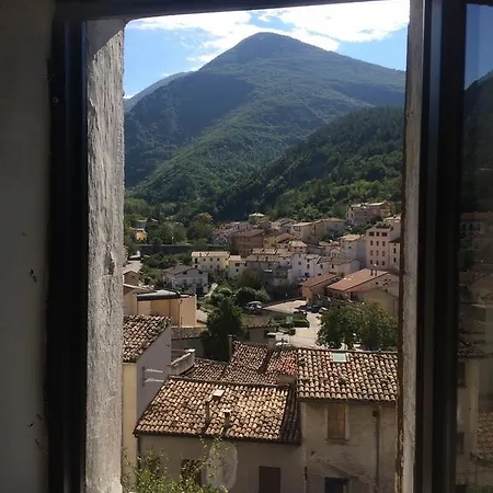 La Casa Del Borgo 900 Gualdo Tadino