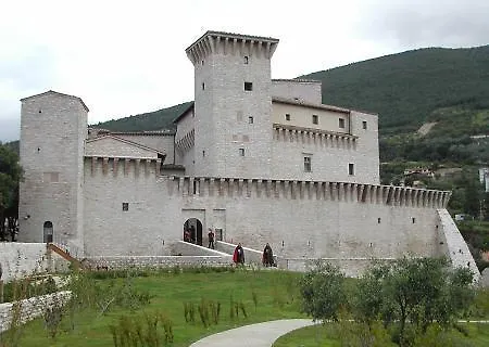 Nyaraló La Casa Del Borgo 900 Gualdo Tadino